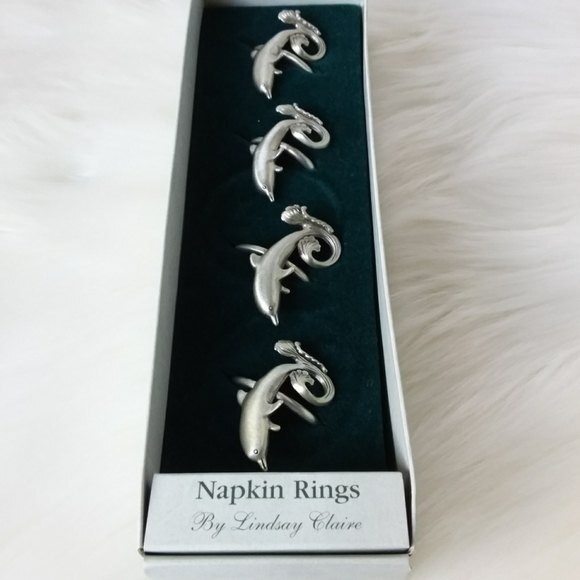 Lindsay Claire Designs Napkin Rings Set of 4 - Picture 5 of 5